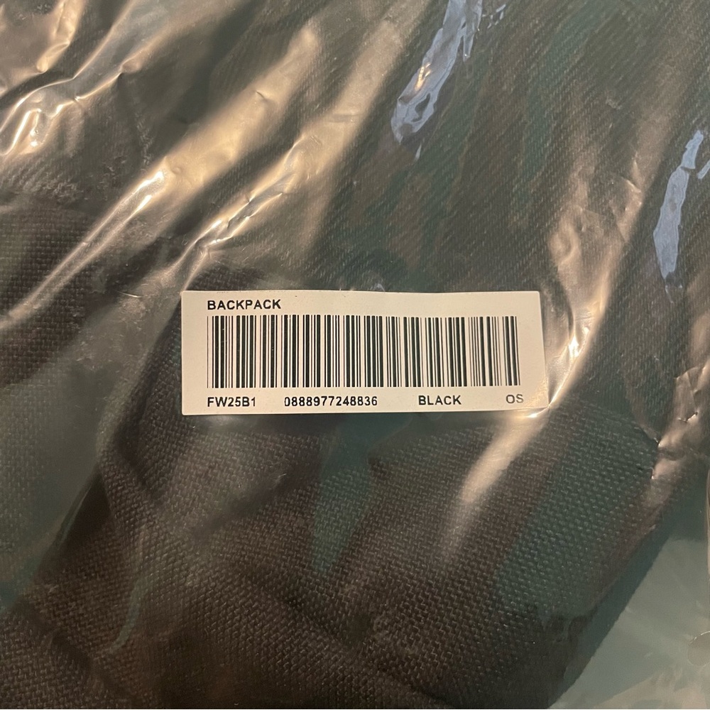 Supreme Backpack - Picture 3 of 3